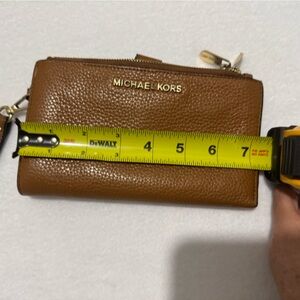 KORS Michael Kors Tan Leather Wallet
